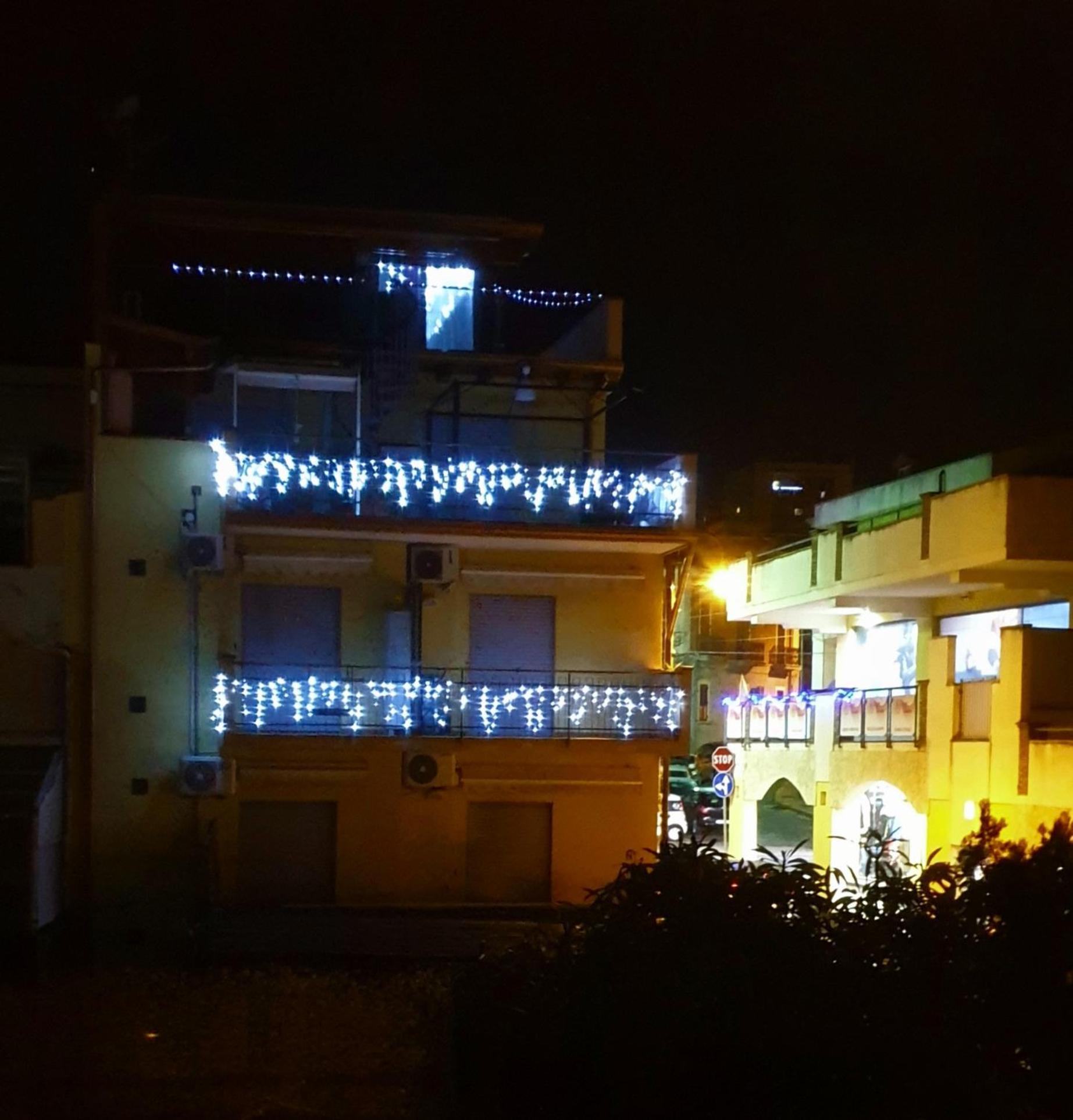 Pozzo Lazzaro Apartments Santa Teresa Di Riva Exterior photo